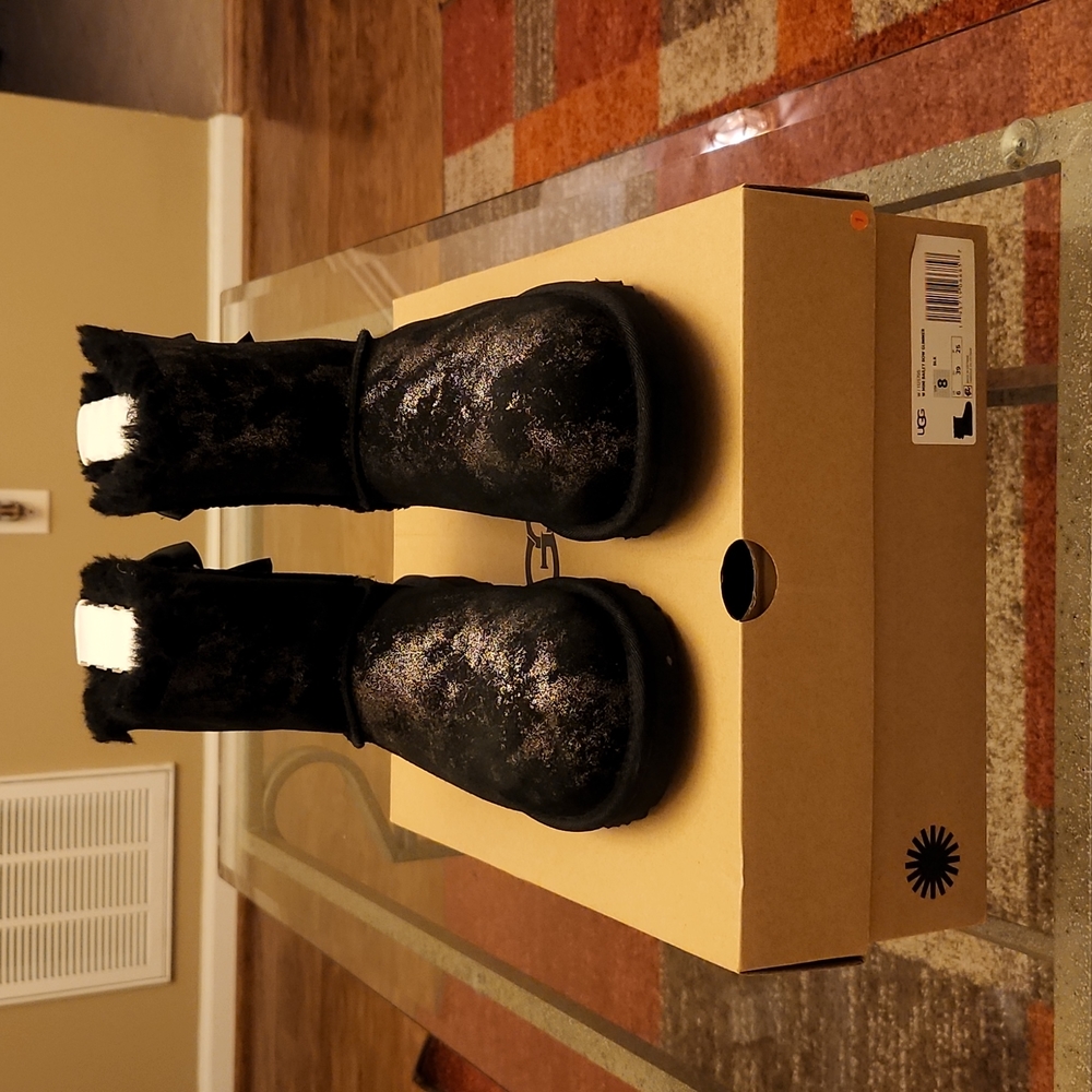 UGG WOMEN'S MINI BAILEY BOW GLIMMER IN BLACK